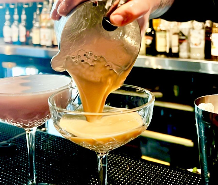 Step Back in Time: Exploring the Magic of Leeds Swing at The Bootlegger