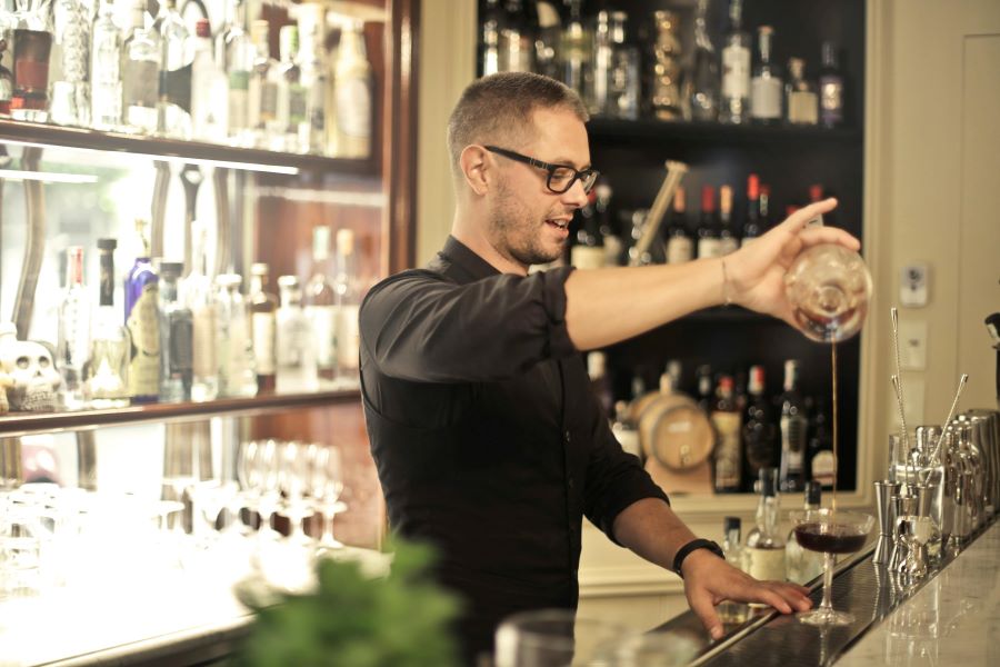 Shake Up Your Skills: Cocktail Masterclasses at The Bootlegger